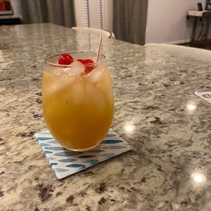 Meet your Posher, Shirley